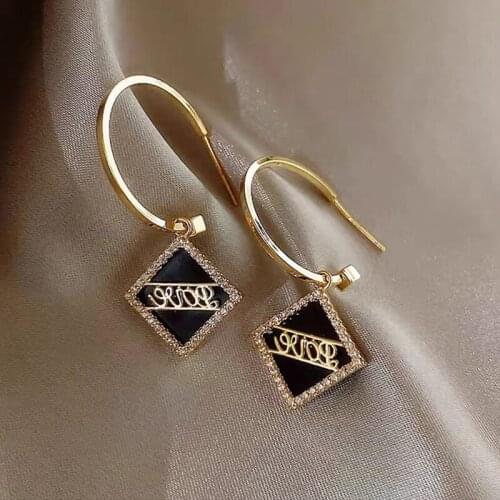 Womens geometric black earrings Fashion Simple Women jewelry 2021 trend Unusual earrings vintage Personality Hanging earrings