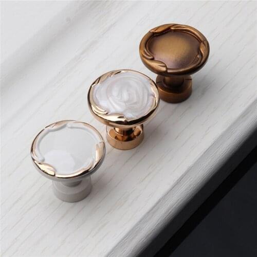 Retro Kitchen Cabinet Knobs Cupboard Door Zinc Alloy Handles Vintage Wardrobe for Furniture Hardware Handle Drawer Pulls