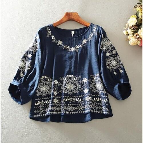 Womens spring summer vintage embroidery cotton shirt female casual loose chic cotton shirt blouse tb060