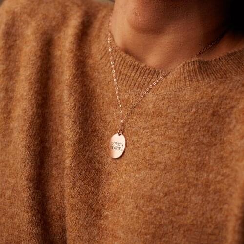 Custom Engraved Names Date Round Pendant Necklace For Men Stainless Steel Personalization Custom Text Jewelry Gift for Lovers