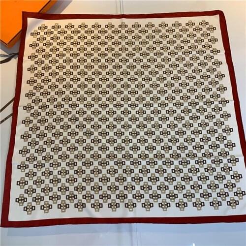 90cm Manual Hand Rolled Twill Silk Scarf Women Belt Chain Print Curled Square Scarves Echarpes Foulards Femme Wrap Bandana Hijab