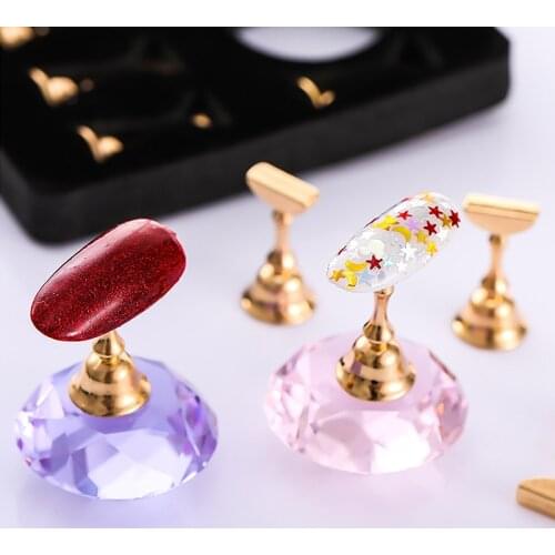 1PCS Magnetic Tips Nail Art Practice Display Stand Rack Chessboard False Nails Holder UV Gel Polish Showing Shelf Diamond Design