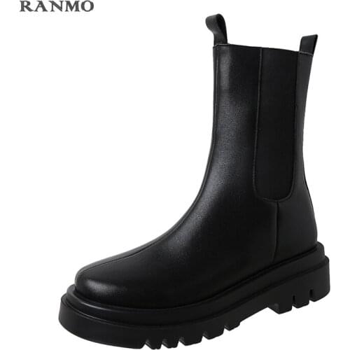 Womens Winter Shoes, Leather Ankle Boots, Black Womens Autumn Chelsea Boots, Fashion Platform Boots, Daily Commuter Shoes