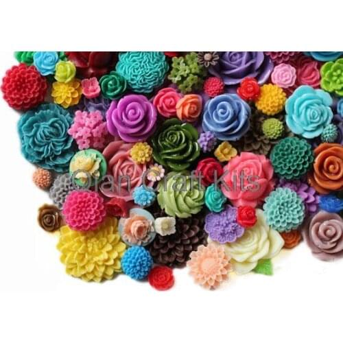 Set of 50pcs colorful flower cabochon mix, a wholesale lot of mixed sizes and styles to make earrings, rings and hairpins sz1048