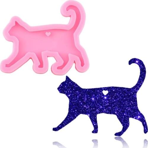 Super Glossy Cat Walking Shape Silicone Mold Craft Custom Keychain Molds Handmade Epoxy Resin Jewelry Making Necklace Mould