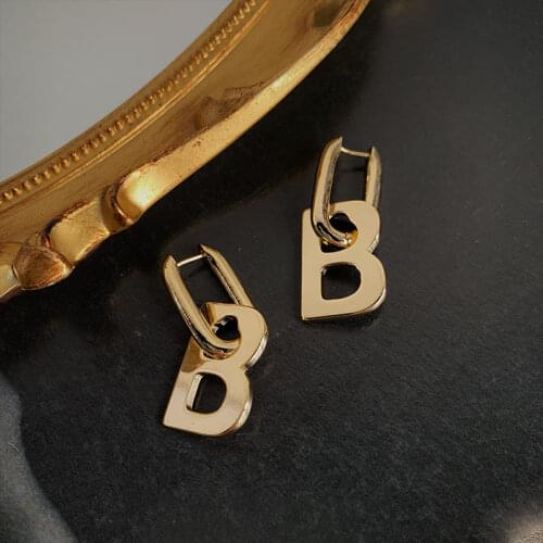 2021 New Style Design Alphabet B Earrings Luxury Party Earrings New Beautiful Women Drop Earrings Jewelry Accessories