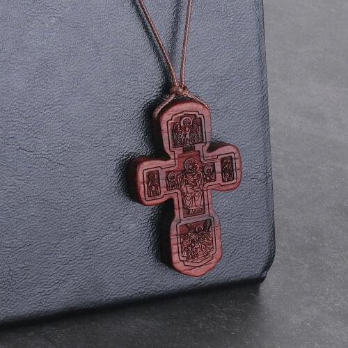 2020 Prayer Jewelry Men Religious Red Wooden Cross Necklaces Adjustable Leather Rope Chains INRI Virgin Mary Pendant Necklace
