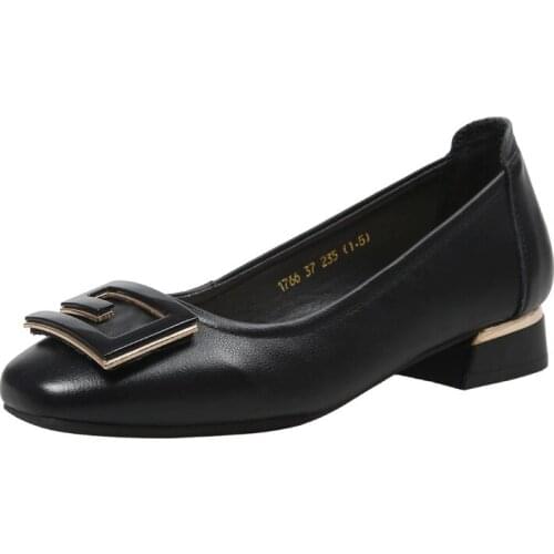 Hot Promotion 2021 New Spring Square Toe Top Cowhide Women Leather Shoes Thick with Low Heel Shoe Large Size Fashion Women Shoes