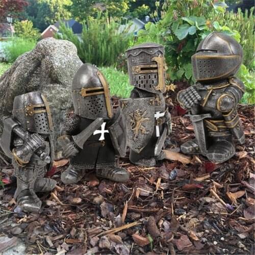 Knight Gnome Guard Medieval Sword Warrior Resin Ornaments Dwarf Soldier Home Yard Decoration Desktop Ornaments Garden Statue