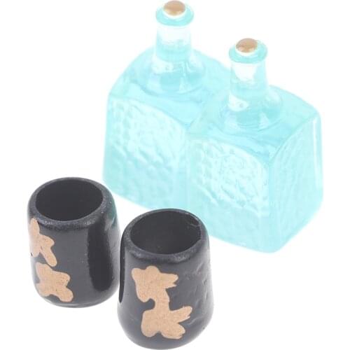 2pcs/4pcs1/12 Dollhouse Miniature Accessories Mini Resin Bottle Wine Glass Simulation Model Toys for Doll House Decor