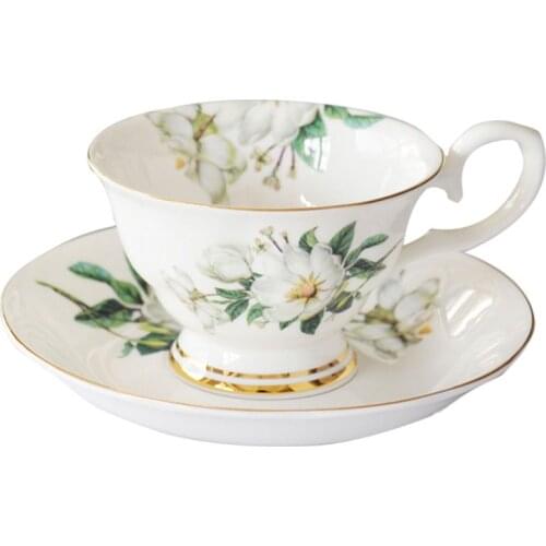 Ceramic Cups And Saucers Classic Pattern Elegant Magnetic Cups Set British Bone China Afternoon Tea Cups Coffee Cup Sets