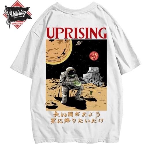 Astronaut Hip Hop Oversize Washed T-Shirt Streetwear Harajuku Ripped Graphic Printed T Shirt Men Spring Summer Short Sleeve tee