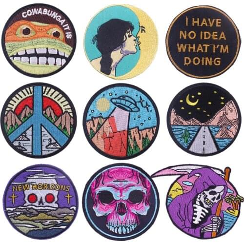 DIY Round Scenery Patch Iron On Patches For Clothing Stickers Punk Skull Patch Embroidered Patches For Clothes Stripe Applique