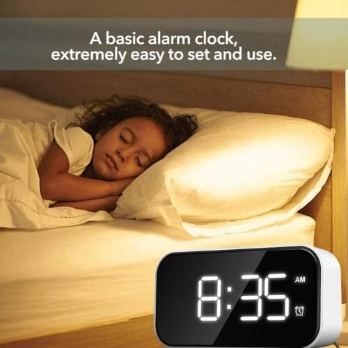 1 Set Multifunctional LED Alarm Clock Radiation ABS 5 Inch 12H/24H Time Mode Digital Adjustable Brightness Clock for Daily Use