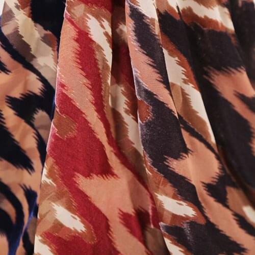 Weave Burn-Out Fabric 140cm Width Velvet Dress Flocked Rayon Qualified Shirt Wedding Decoration Material 1 Yard