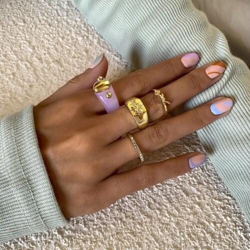 Vintage Baroque Style Acrylic Alloy Letters Rings Set for Women Fashion Geometric Circles Finger Knuckle Rings Jewelry Gift