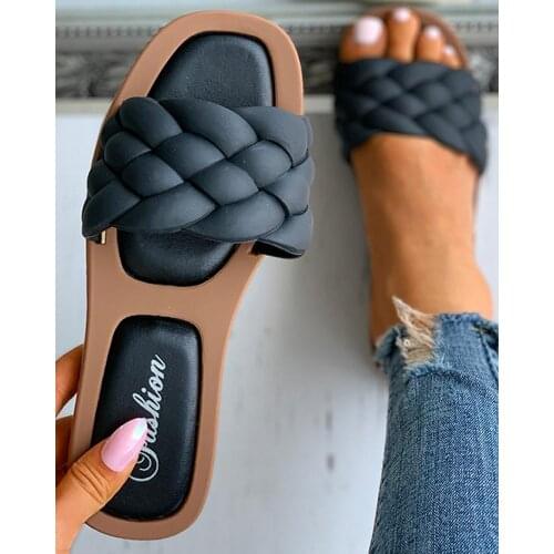 Summer 2021 Trend Braided Slippers Women Flat Outdoor Weave Slides Rubber Sole Open Toe Beach Casual Sandals Ladies Cozy Shoes