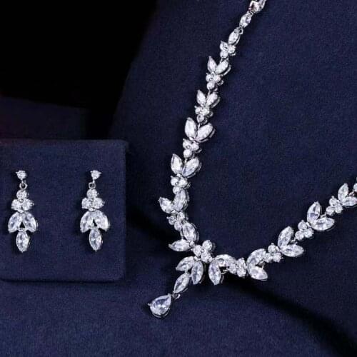 High Quality Luxury Sparkling Dubai Jewelry Set Fashion Classic Bridal Jewelry Sets Women Costume Wedding Accessories