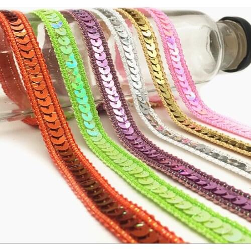 Christmas YACKALASI 25 Yds/Lot Gold Braid Trims Ribbon Lace Crochet 3D Floral Spangle Chains Appliques Gold Sewing Band 1.4cm