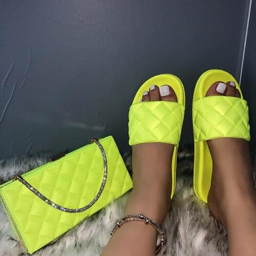 Summer Women Jelly Slippers Sandals Female Bags New Fashion Outdoor Flat Shoes Casual Beach Slides Flip Flops Girls Bags Slipper