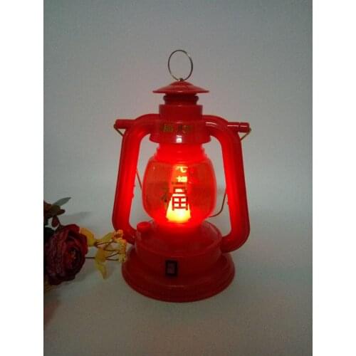 Red Lamps Statue decoration Retro kerosene wedding supplies children married house lantern light guide LED lamp headlight