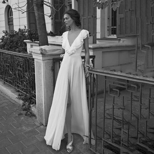 Charming Boho Summer White Bridal Wedding Dresses Chiffon Cap Sleeves V Neckline Wedding Gowns for Bride Back Out Ruffles 2021