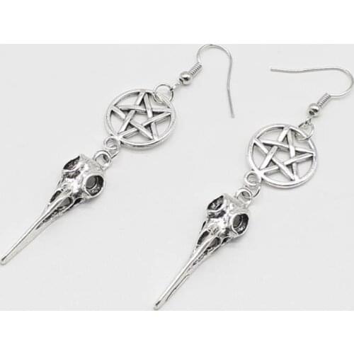 Vintage five-pointed star earrings, crow skull pendant earrings, alternative party charm ladies jewelry earrings