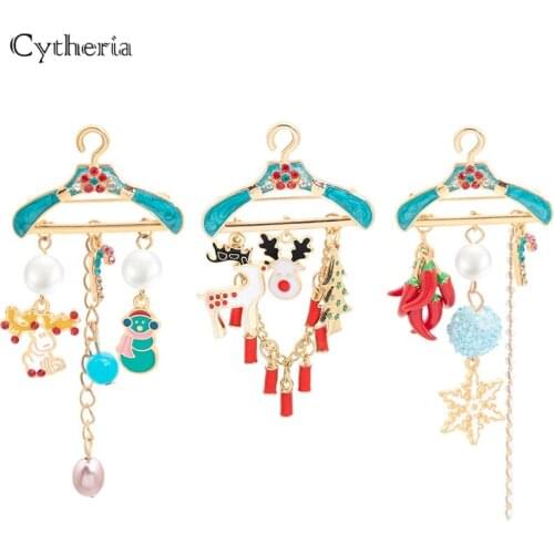 New Hot Sell Santa Claus Brooches For Women Men Christmas Enamel Pin Brooch Fashion Jewelry Gift