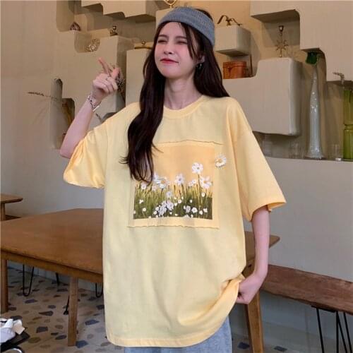Harajuku style summer 2021 new wild loose t-shirt female applique simple round neck niche design sense