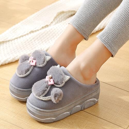 Girl ladies rhinestone slippers thick platform house fur slides women cute cat slippers plush home shoes