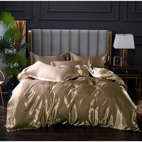 Feng zhong xue Double Bed Linen