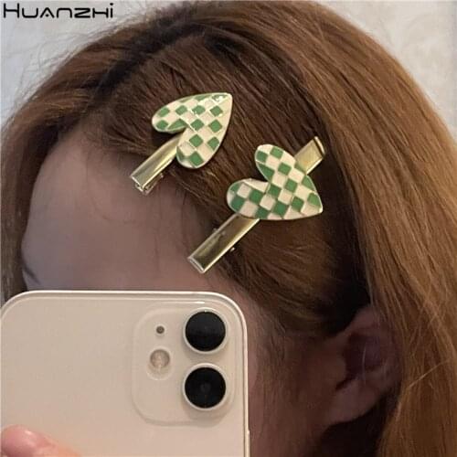 HUANZHI 2021 New Colorful Checkerboard Acrylic Acetate Heart Metal Clip Bangs Hairpin For Women Jewelry Hair Accessories