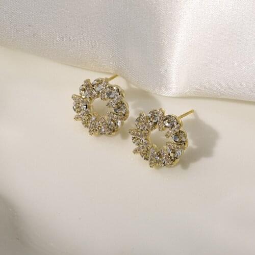 Trendy Korean Style Ladies Inlaid Round White Zirconia Crystal Flower Female Stud Earrings for Women Party Jewelry Accessories