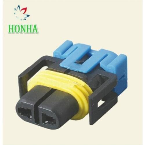 Free shipping 100pcs 2pin Car Female HID Headlight Bulb Socket Connectors+pins+rubber for H8 H9 H11 Lights