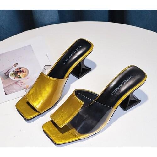 New Womens Slippers 2021 Summer High Heels Outdoor Wild Fashion Casual Womens Sandals Comfortable Sexy Retro Womens Slippers