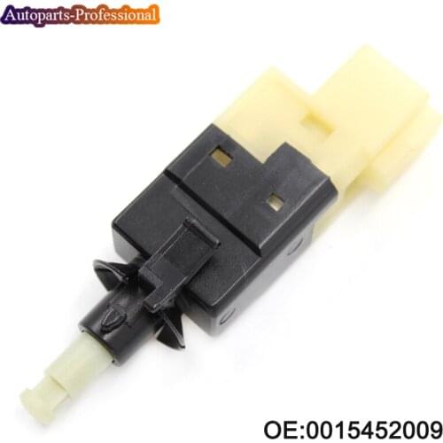 New 0015452009 Brake Light Switch Fits For 1998-2000 Mercedes ML320 W163 High Quality