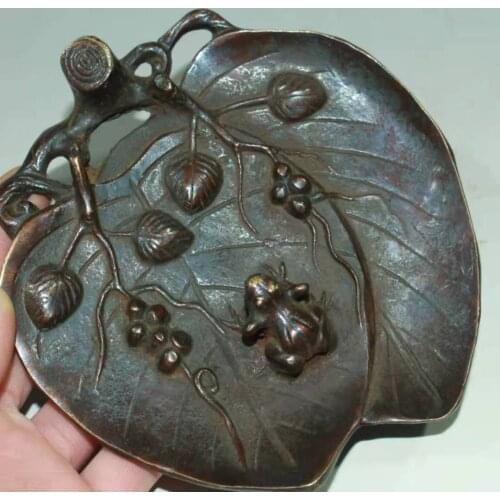 Rare Old Ming Dyansty copper Frog & Leaf Statue, best collection adornment, free shipping