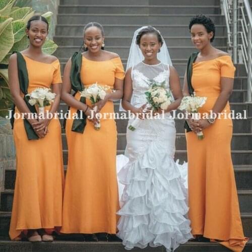 Yellow One Off Shoulder Short Sleeve Bridesmaid Dresses With Dark Green Ribbon 2021 New Mermaid Formal Party Dress Robe Femme