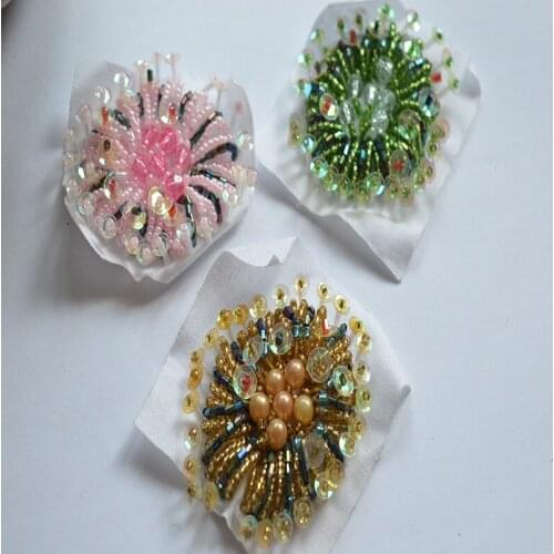 2pcs/lot)New Arrival Beautiful Wedding Dress Decorated 3 color 3D bead and sequins Flower Applique Sew On Lace Patches 16071010