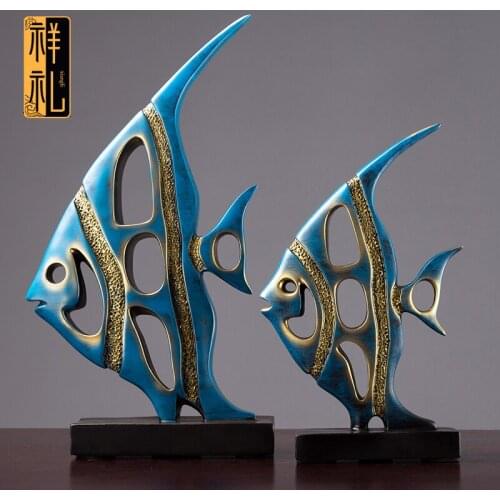 Fish ornaments creative European home decorations living room wine cabinet TV cabinet home decoration furnishings wedding art