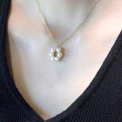 Liemjee Creative Personality Fashion Jewelry Exquisite Pearl Garland Necklace For Women Feature Namour Charm Gift All Seasons