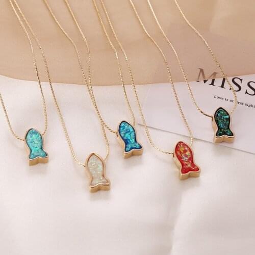 Simple Creative Colorful Frosted Fish Shape Pendant Necklace for Women Vintage Geometric Clavicle Necklace Jewelry Gift
