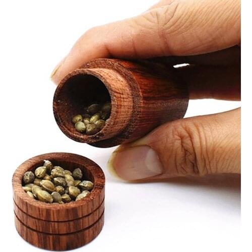 Bird Food Bottle Small Wooden Creative Bird Feeding Bottle For Small Animal Parrot Food Feeder For Outdoor Travel Bird Supplies