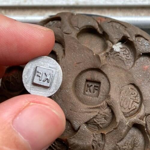 One piece of engrave the KF steel seal for lead seal plier custom printing anti-fake