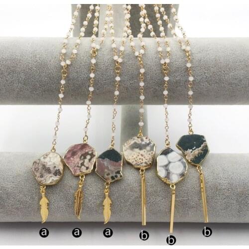 WT-N1132 Random Shape Natural Ocean Stone With Gold Trim Inlay Different Drop Pendant 18 Inch Crystal Bead Rosary Chain Necklace