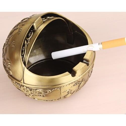 Russia European retro home ashtray creative personality cute cover portable multifunctional office gifts
