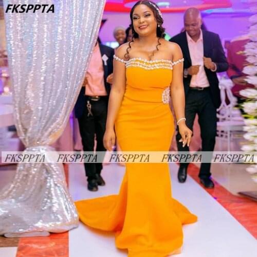 Gold Mermaid 2021 Long Prom Gowns With Shiny Crystals Strapless Spaghetti Straps Black Women Wedding Party Formal Gowns