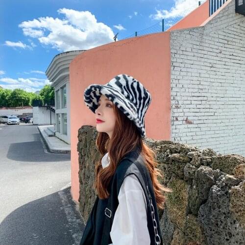 Zebra Warm Fishing Cap for Women Gorros Black White Striped Bucket Hats Winter Women Lady Gorros New Soft