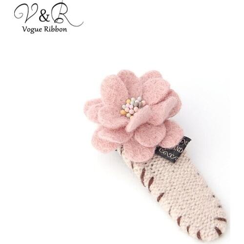 2019 Autumn/Winter Lovely Light Rose Flower With Woolen Yarn Korean Cute Hair Clip Hair Accessories For Girl, Shiny Black Plated
