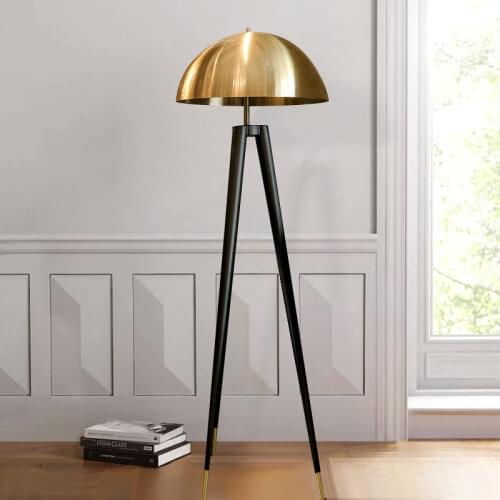 Postmodern Designer Floor Lamp Metal Electroplating Mushroom Head Home Decco Standing Lamps for Living Room Bedroom Bedside Lamp